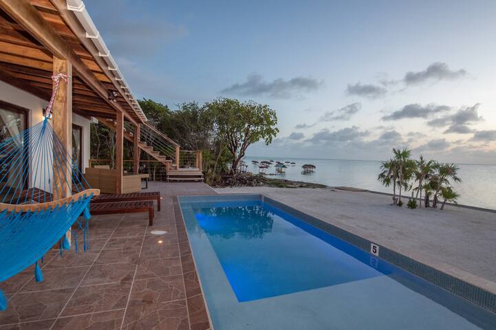 Eco-Friendly Villa at Secret Beach Belize! gallery image 3