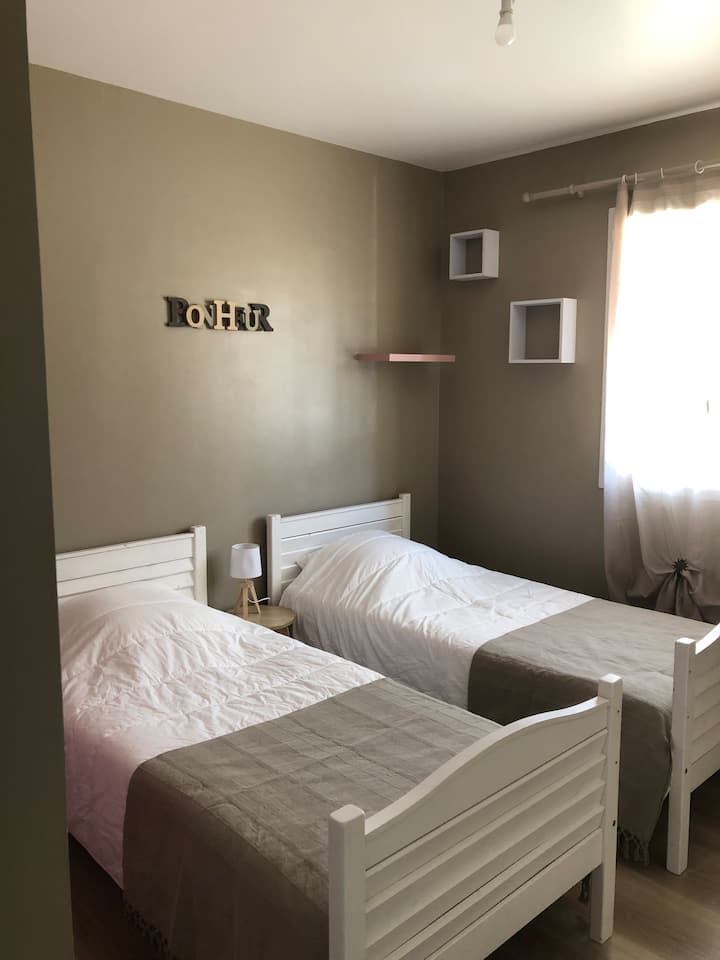 საძინებელი 2