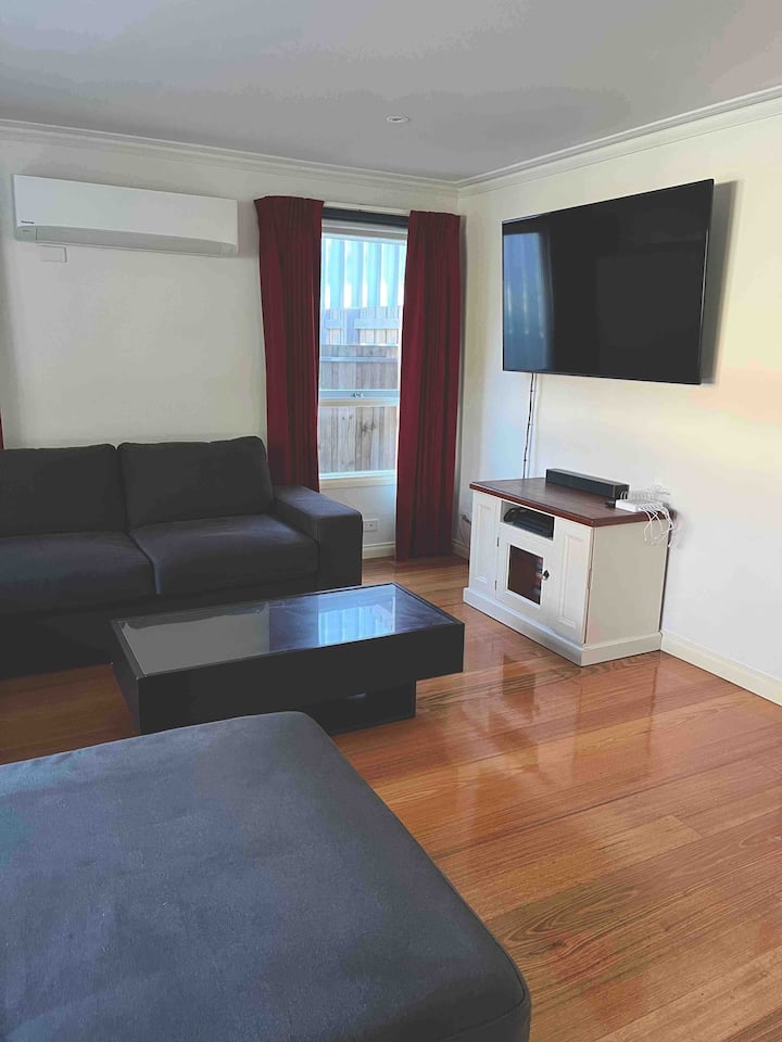 Clouston Cottage: Pet Friendly 3 Br & Pool - Heathcote