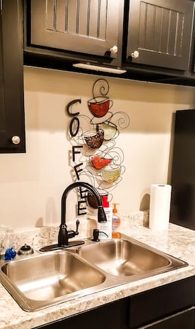 Cozy studio in safe neighborhood