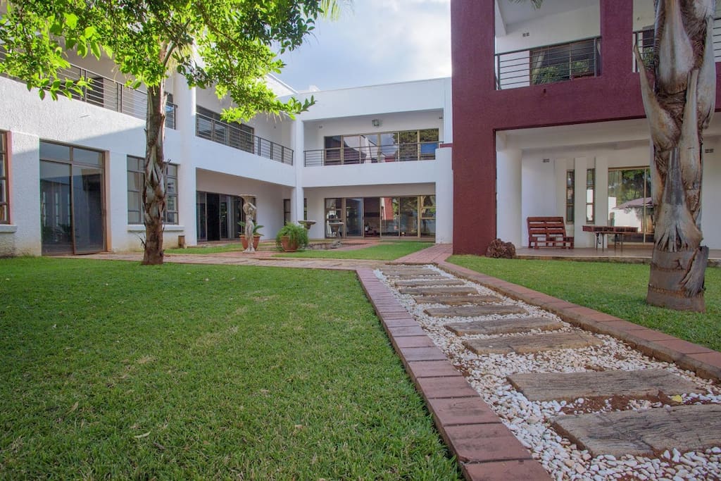 Woodgate Lodge Front Pathway