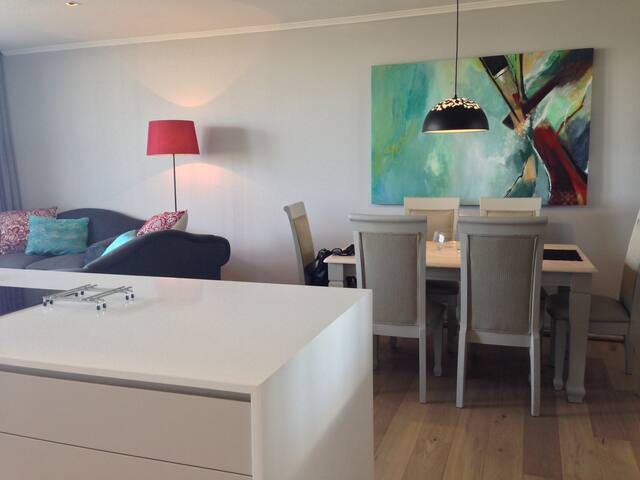 Beachfront beauty gallery image 4