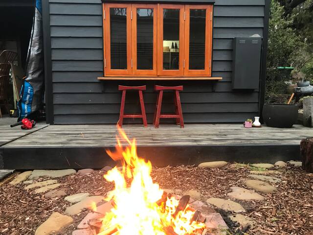 Beach to Berthon gallery image 2