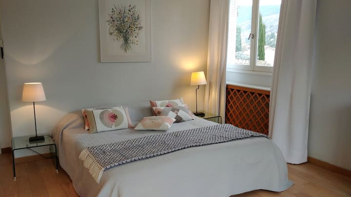 ห้องนอนใหญ่: ห้องนอนใหญ่