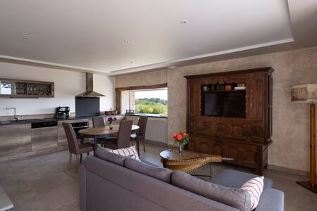 LA PINTELIERE** à proximité de la mer