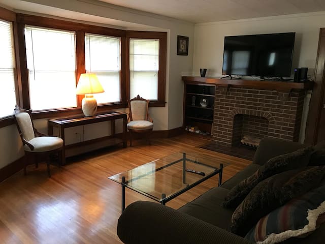 Student Housing Near Strong/U of R - SH2