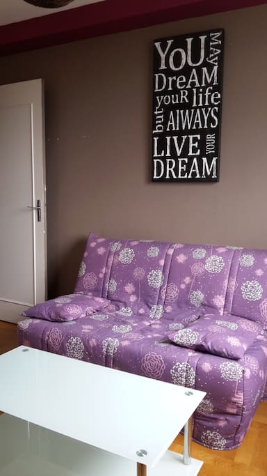 Mais également d'une table-basse si vous souhaitez prendre vos repas.
