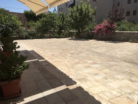 Popular Airbnb listing: Casa Onda- NEW! Central with garden and yard in Monopoli