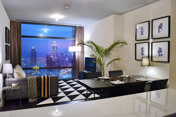 Luxury Apartment Next To Burj Khalifa Wohnungen Zur Miete In Dubai Dubai Vereinigte Arabische Emirate