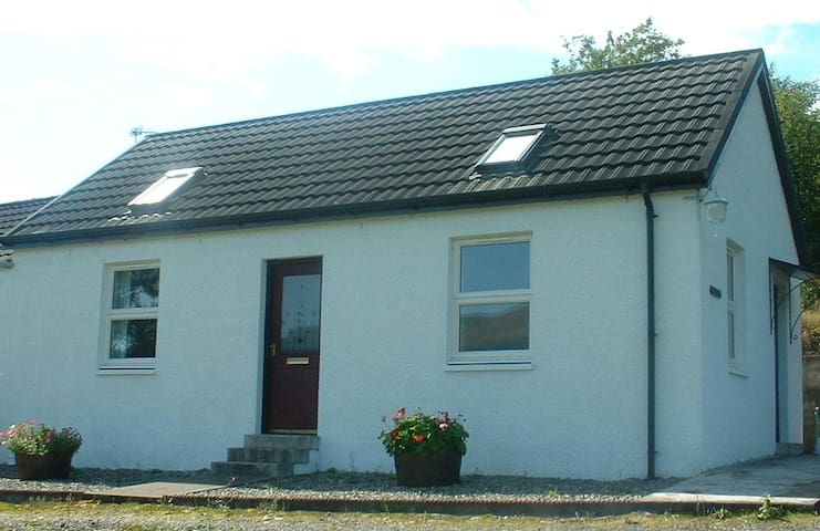 Achadacallan Holiday Cottage, Taynuilt, Argyll