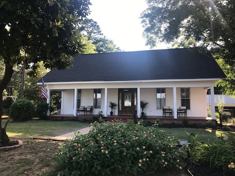 Grable Creek Farmhouse (Full House)