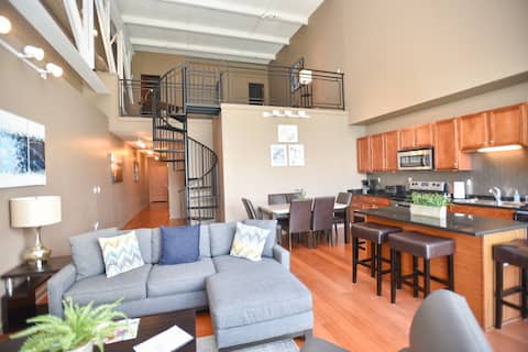Modern Lakeview Condo-Cedar Pt & Sports Force Park