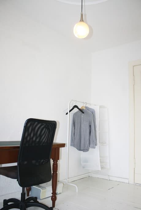 The white room - Desk and Wardrobe