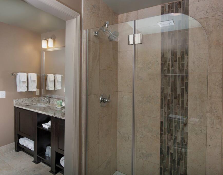 Villa Shower