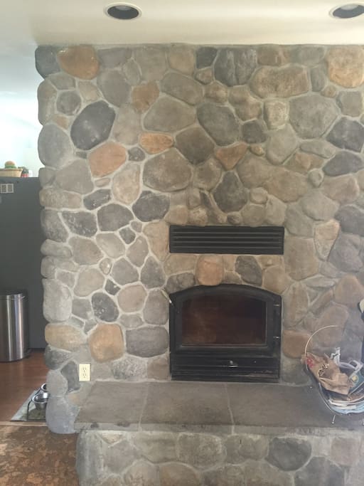 Fire place to keep u nice and toasty on cold winter nights