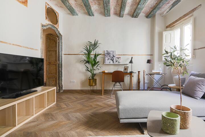 Serviced Apartment next to Ramblas gallery image 4