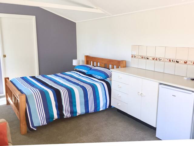 Mudgee: Quiet, central location