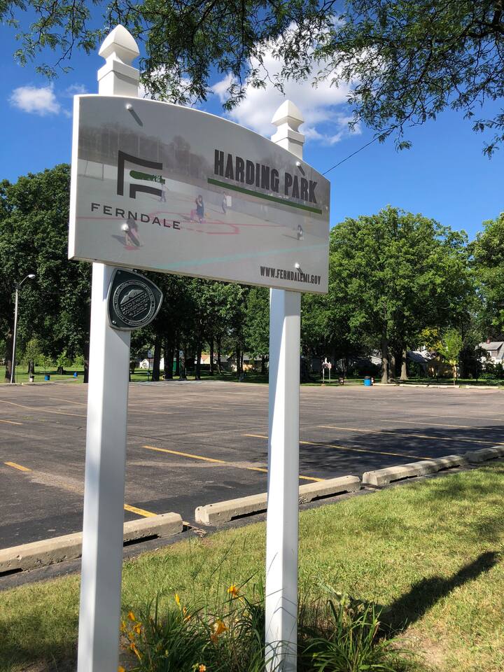 10 Best Airbnb Vacation Rentals In Ferndale, Michigan Updated 2024