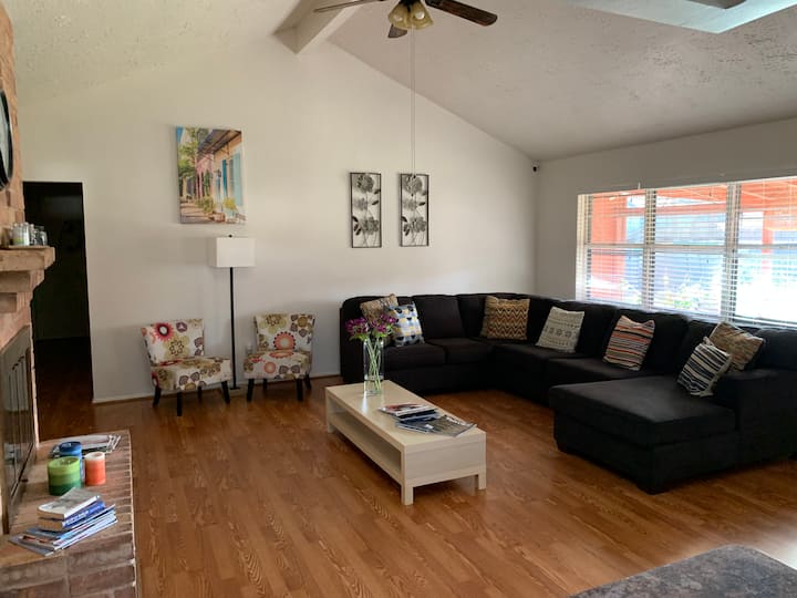 (1) Nice Place Close To Iah Houston Bush Airport - Houston, TX