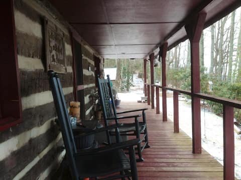Popular Airbnb listing: Cozy log cabin in the woods in Blowing Rock