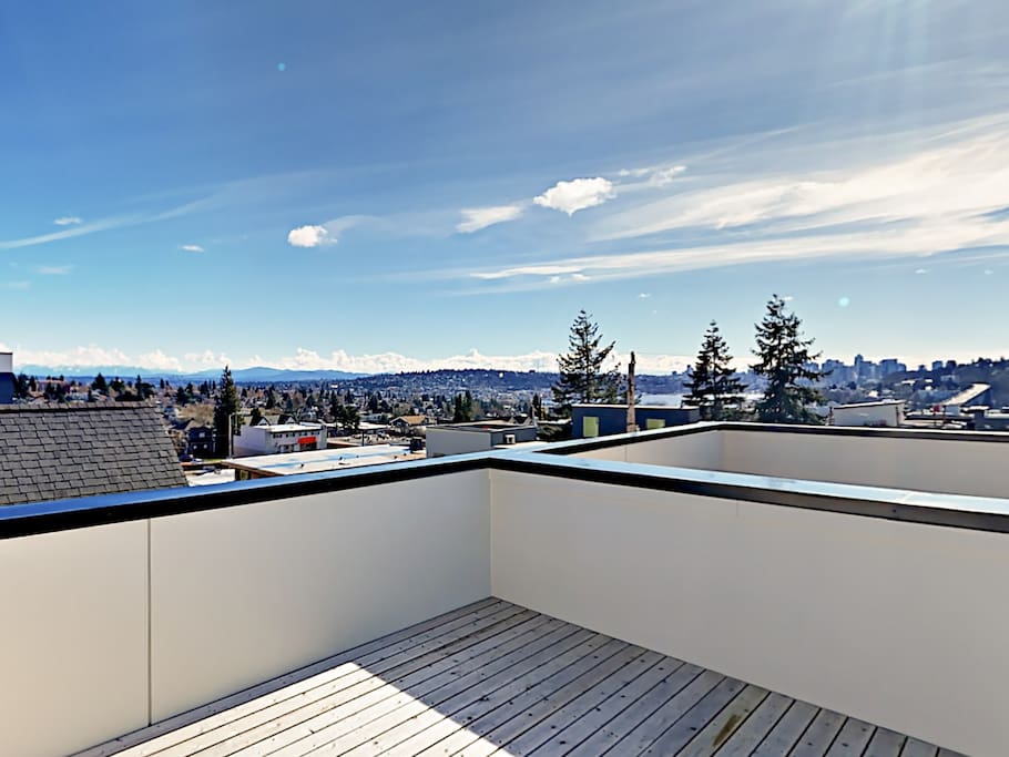 Welcome to Seattle! This 3-story rental is professionally managed by TurnKey Vacation Rentals.