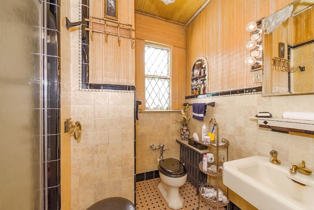Private Bathroom/Stall Shower