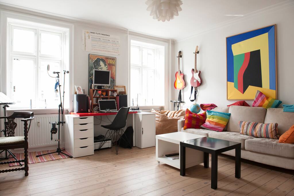 Living room towards the street