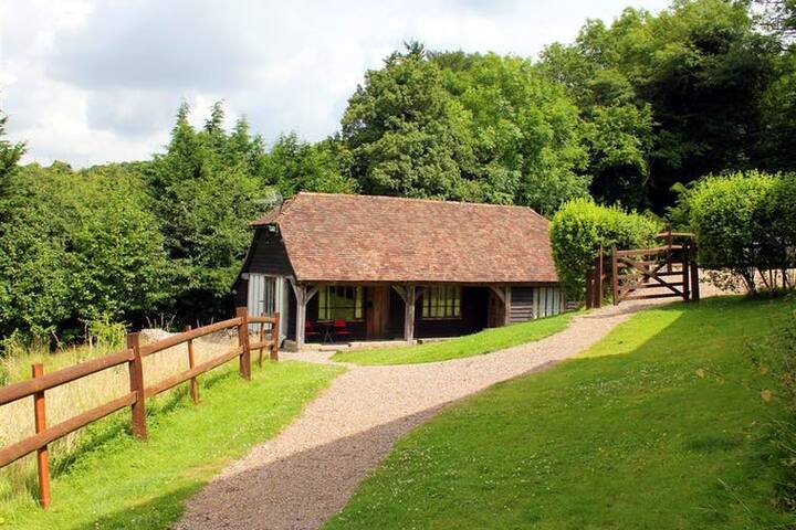 Airbnb Addington Vacation Rentals Places To Stay England