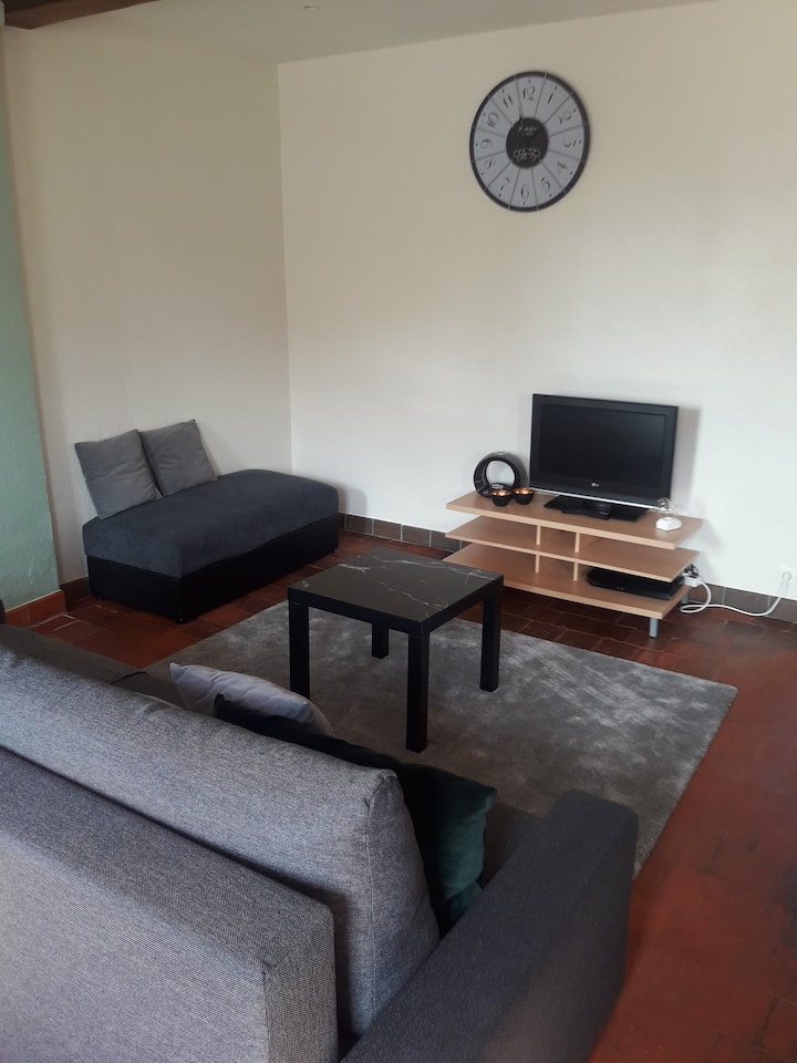 Jolie Maison Pour 4 à 6 Personnes - ibis budget Bayeux