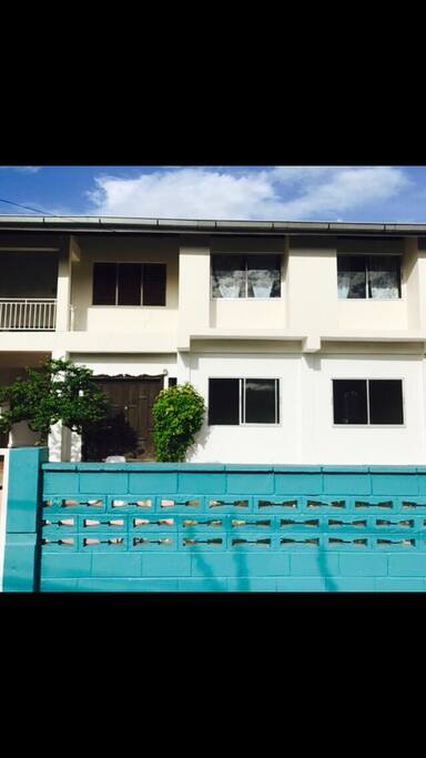 Front of house... more pics to come soon