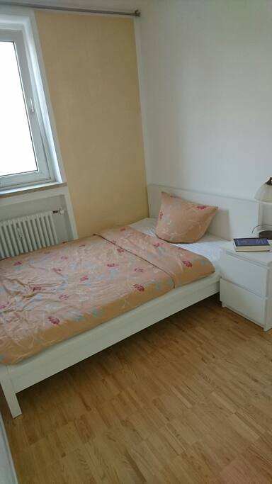 Schlafzimmer / bedroom