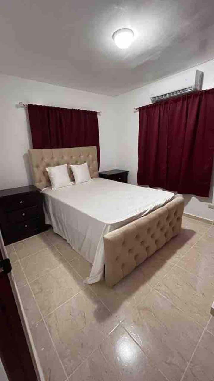 Recamara 2, cama King y AC