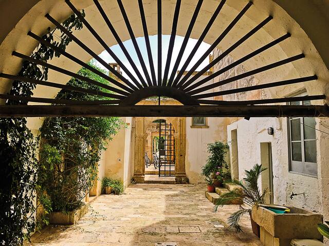 Masseria near Otranto ideal for groups/families gallery image 2