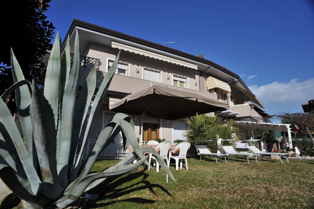 Il giardino con gazebo