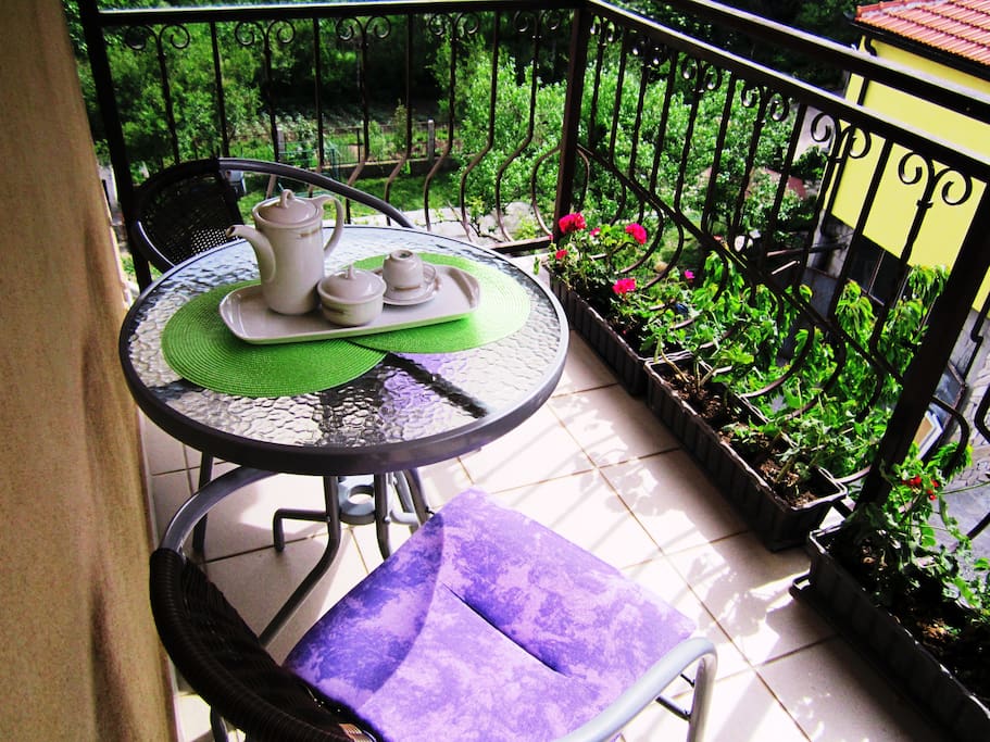 Balcony/coffee time