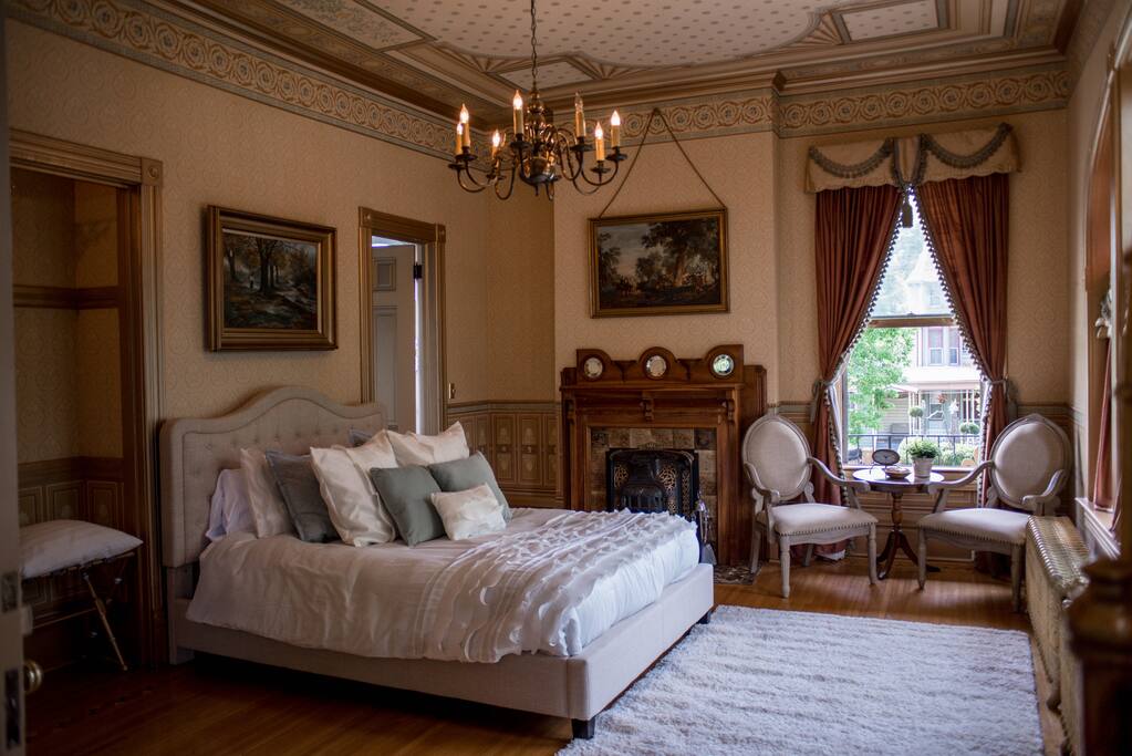 The Magnolia Suite