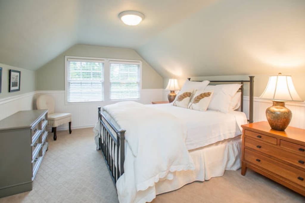 Bedroom #1
1000 Thread Count linen and walk in closet