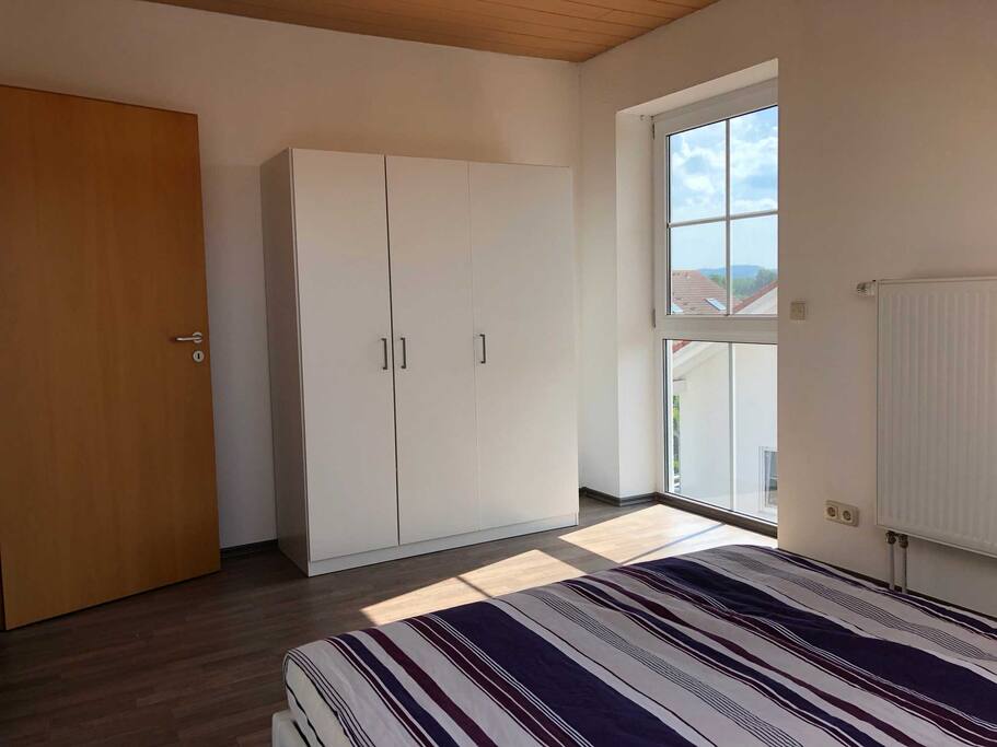 Schlafzimmer: Kleiderschrank