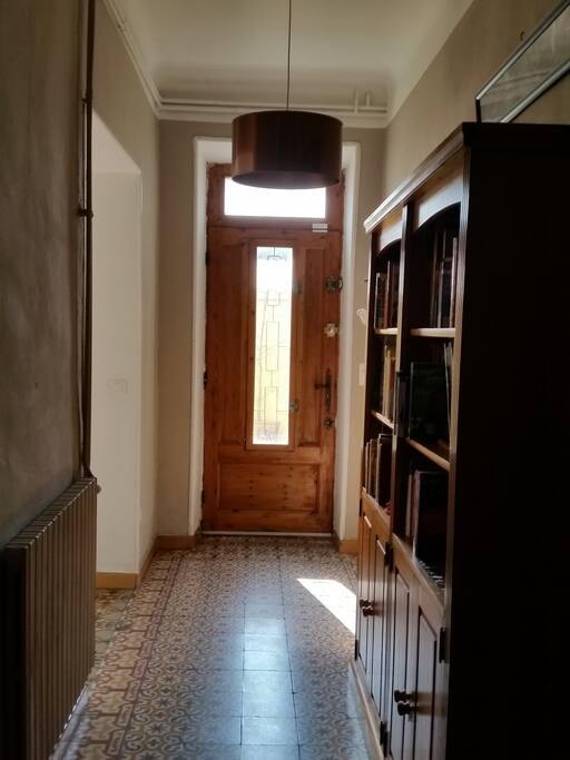 Hall en rez de chaussée