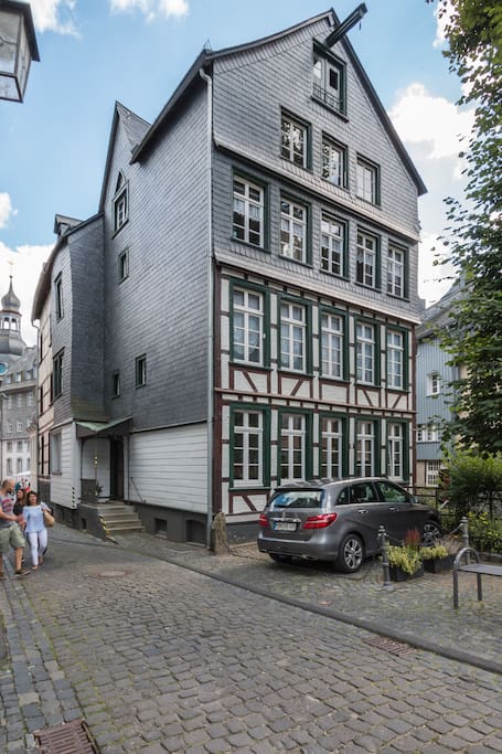 Außenansicht neben Haus Troistorff 2