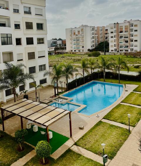N01. Modern apartment with swimming pool