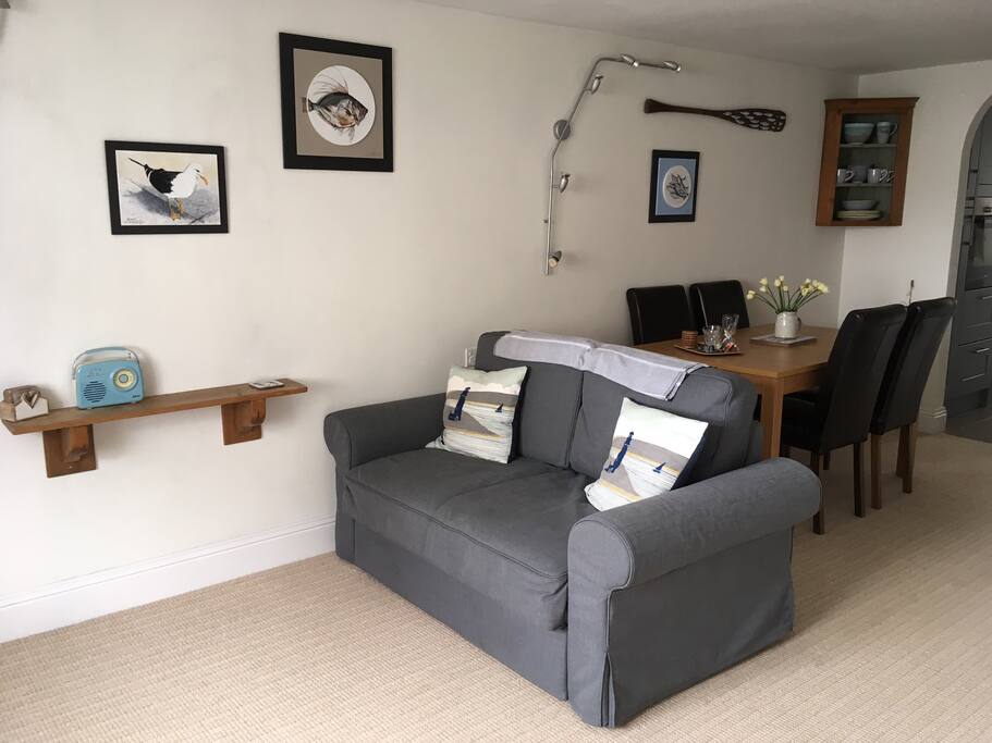 Living Area with Bed Settee