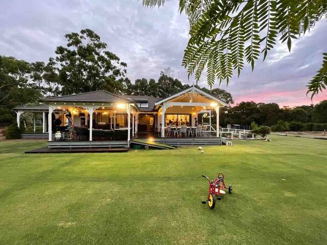 Yallingup Country Homestead