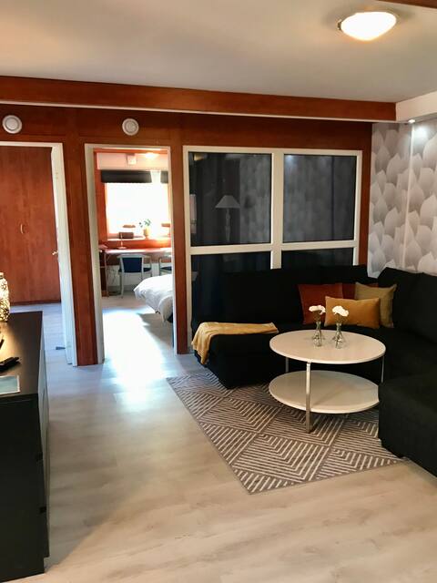 Spacious 3-Bedroom Apartment in Oxie with Parking