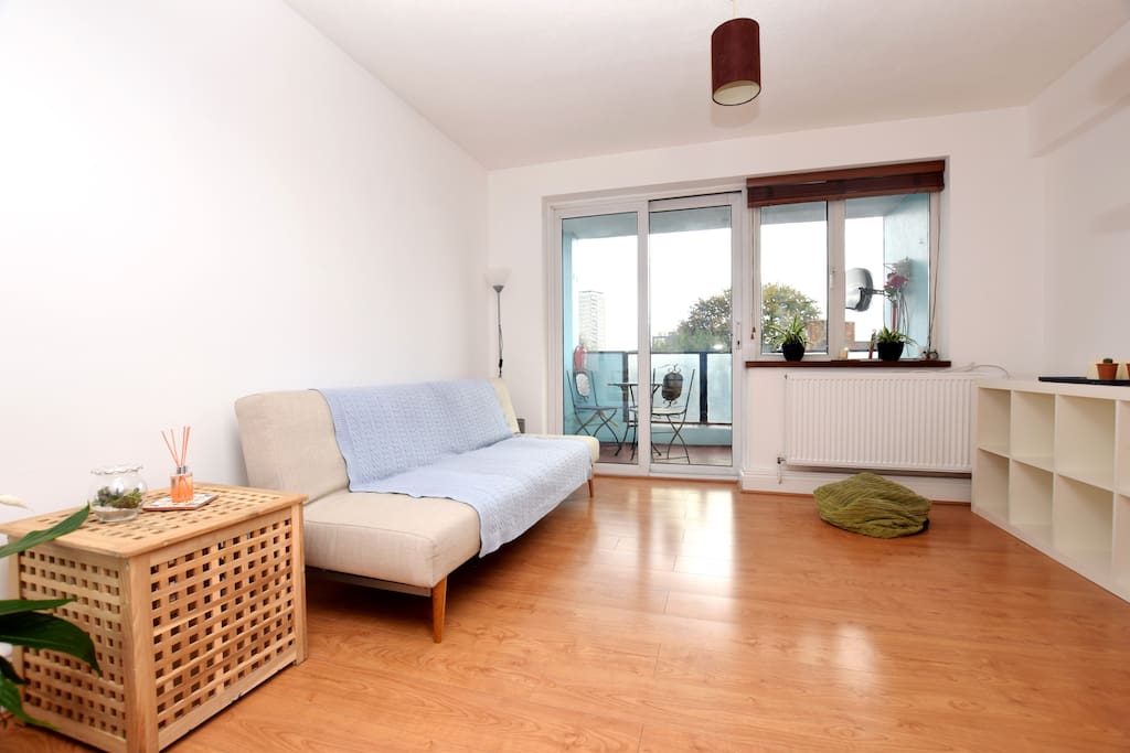 Airy and light living room