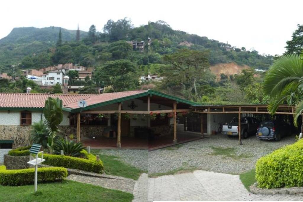 Mansion front entrance - combined panoramic