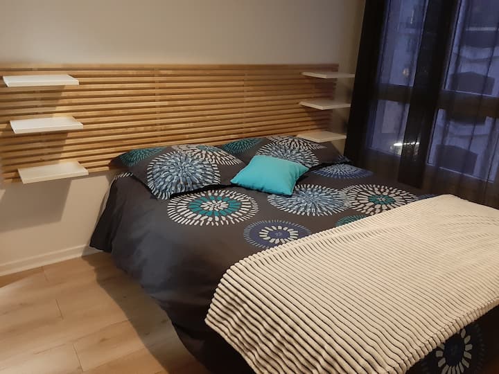 De tweede slaapkamer.