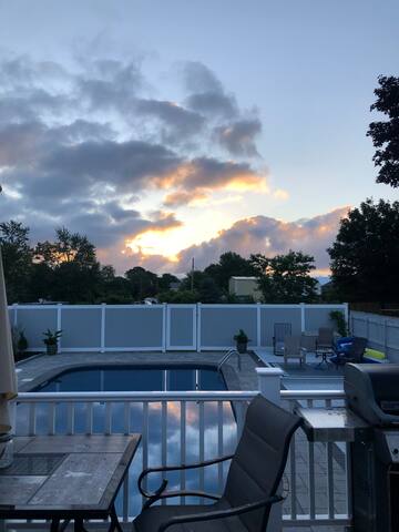 The Pool House gallery image 4