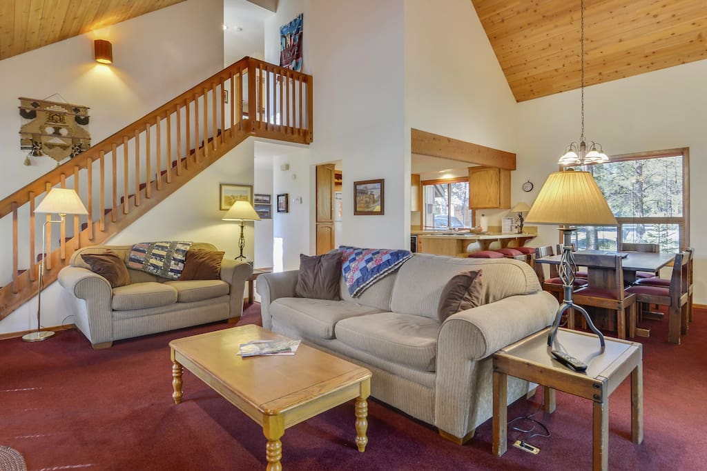 Chair,Furniture,Banister,Handrail,Indoors