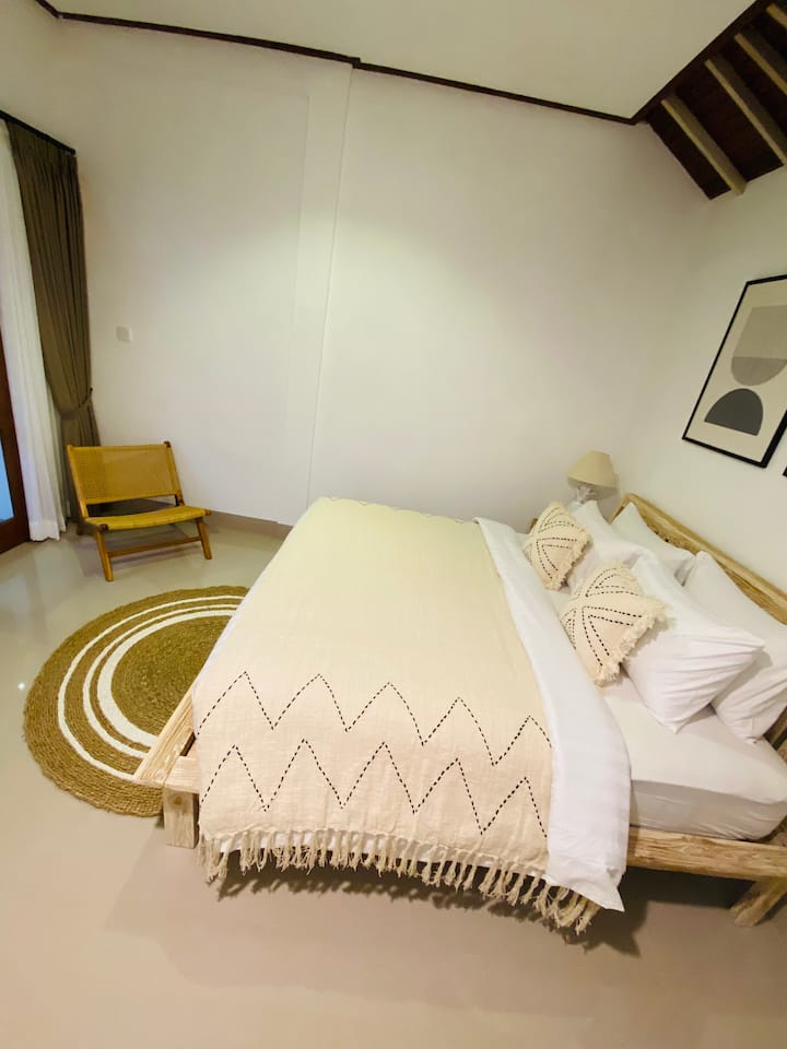 غرفة النوم 2